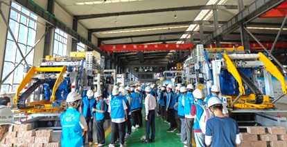 Bedryf-onderwys-integrasie ontvlam nuwe momentum vir slim vervaardiging